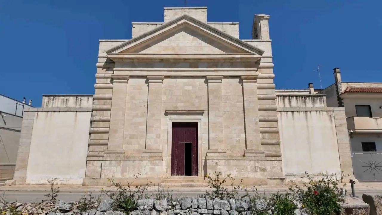 Sammichele di Bari, Bari. Chiesa san Francesco da Paola