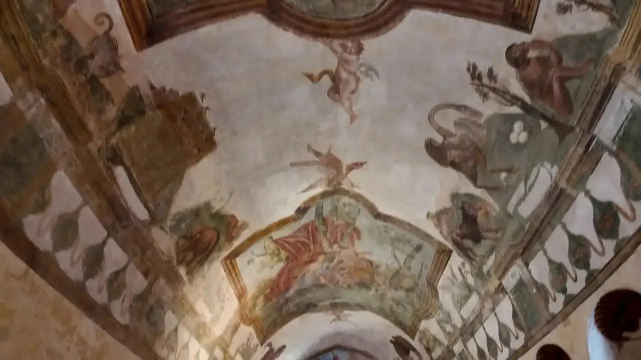 Matino, Lecce. Scuderie dei Marchesi del Tufo